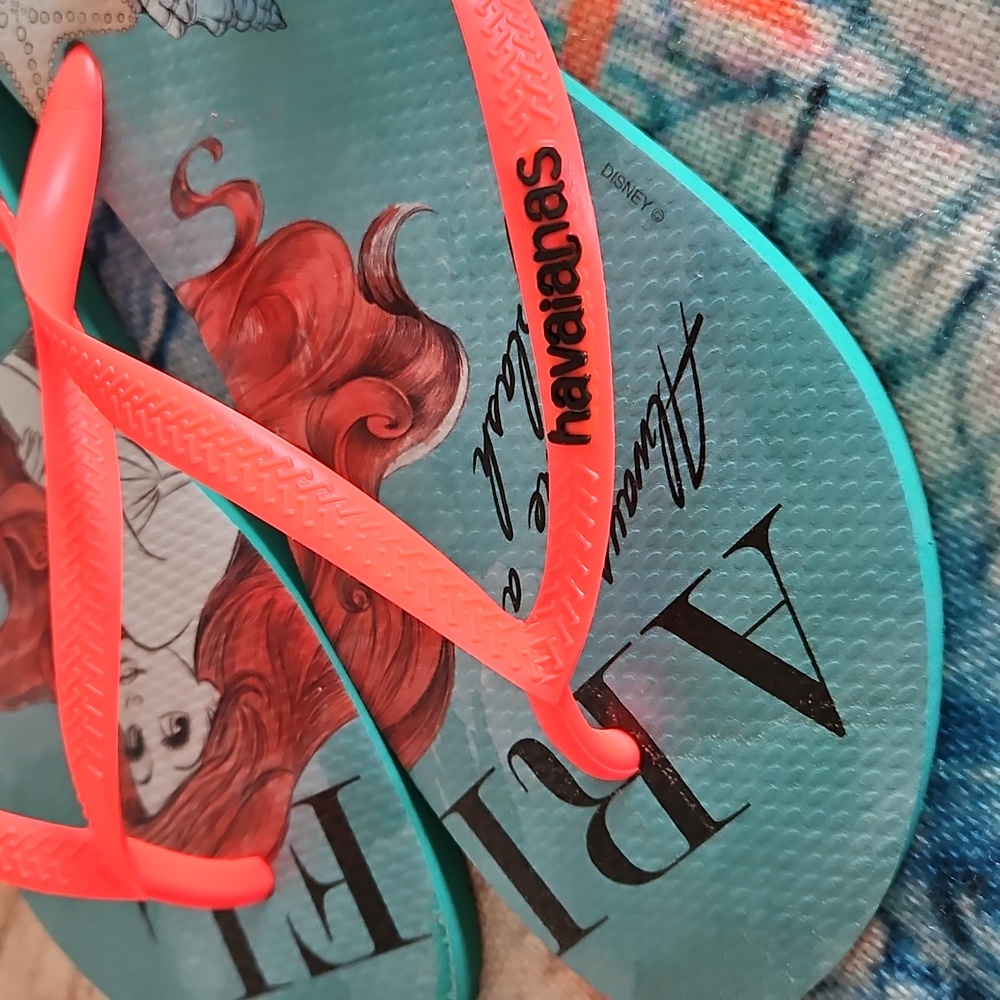 Havaianas Disney Ariel Flip Flops Size 7/8 - Picture 8 of 16